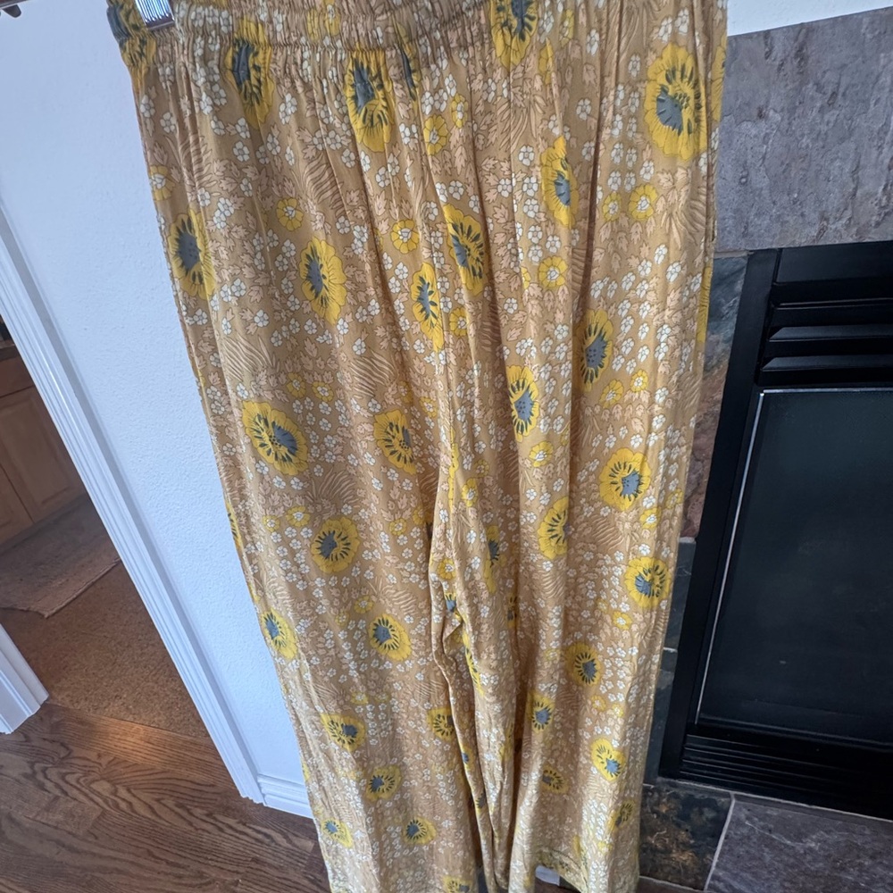 Natalie Martin Yellow Floral Wide Leg Pants - Picture 5 of 6